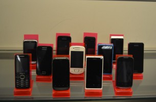 Mobilieji telefonai nuo 20 iki 40 Eur.