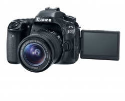Canon EOS 80D + EDS 18-55mm